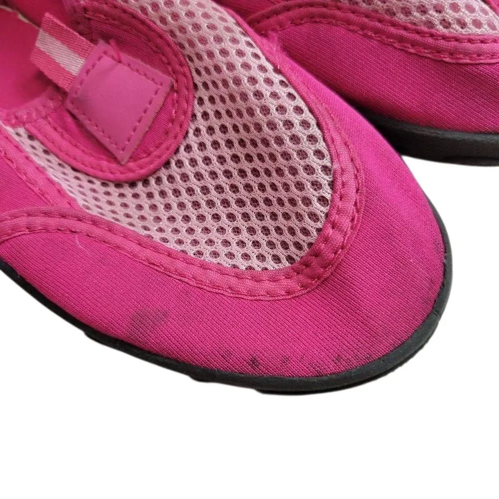 Water shoes 2/3